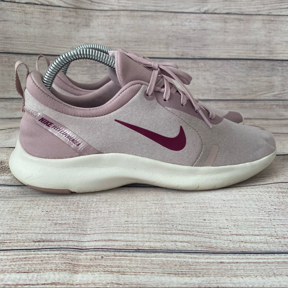 Nike Womens Flex Experience RN 8 Running Shoes Pink BV6140-500 Lace Up size 8